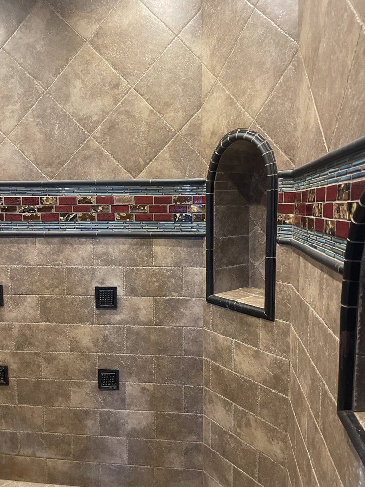 Hernandez Painting (17)