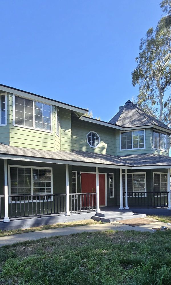 Hernandez Painting (44)