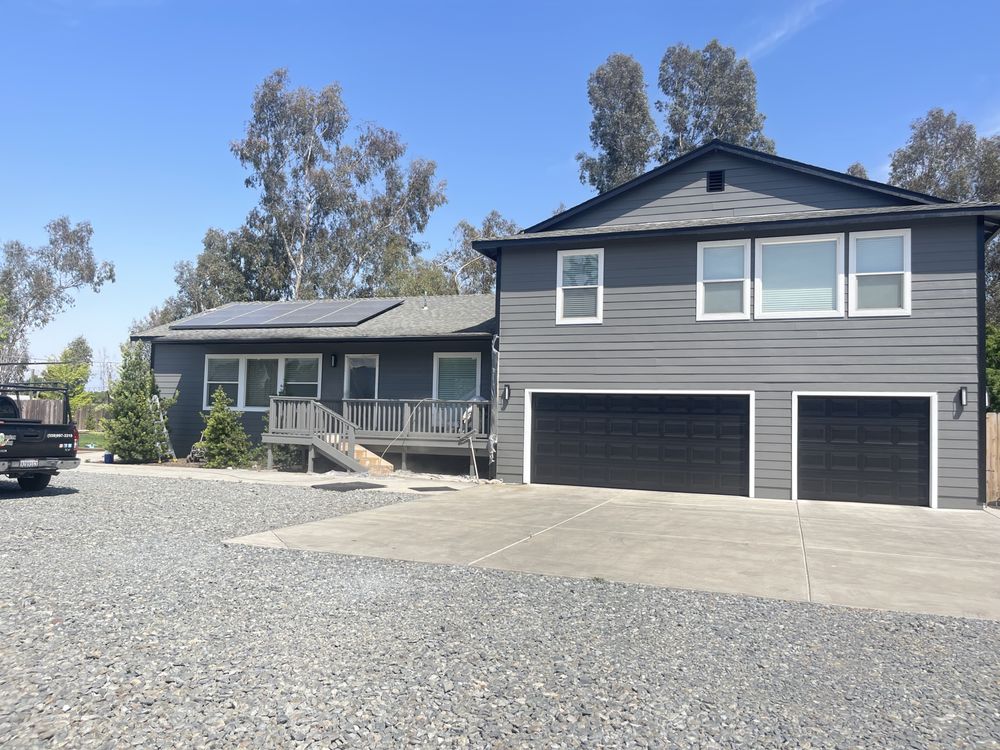 Hernandez Painting (63)