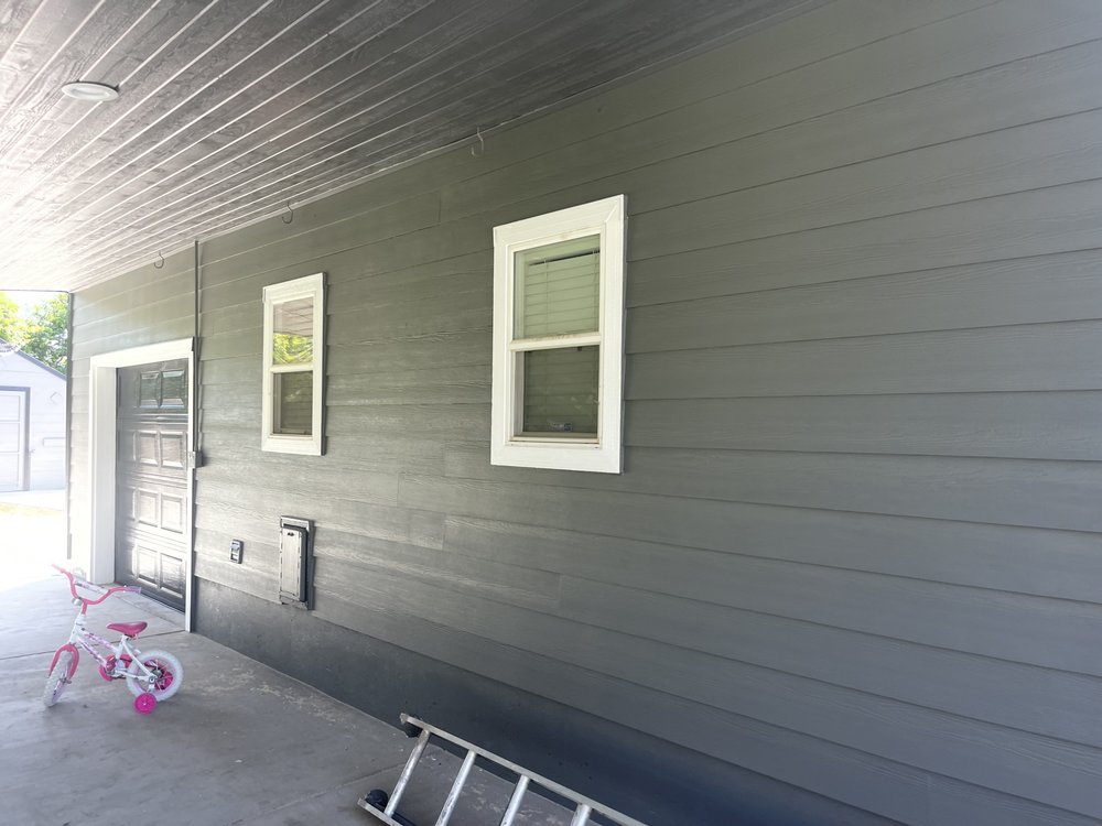 Hernandez Painting (65)