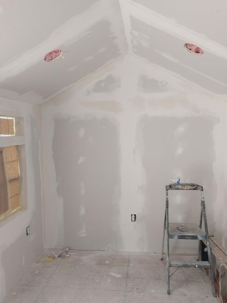 Hernandez Painting (8)